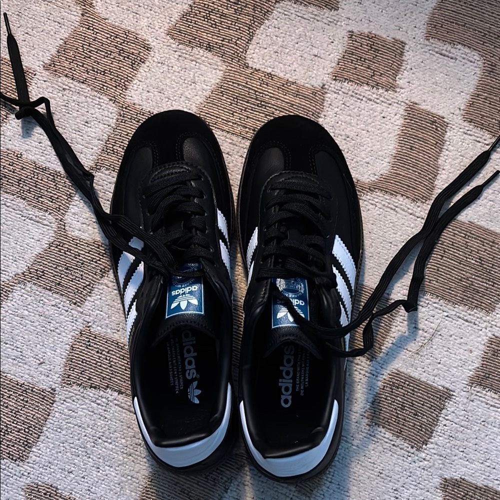 Adidas sambas
